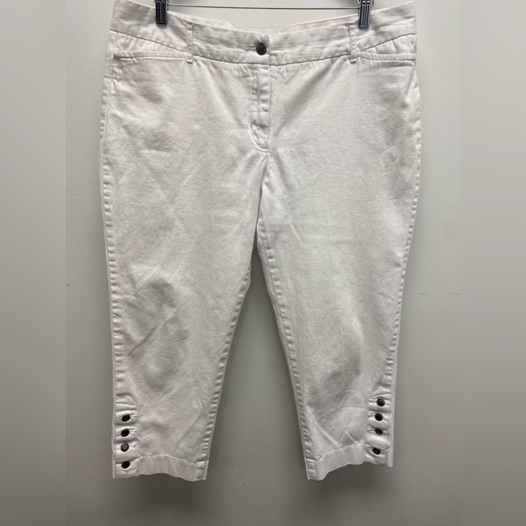 4 for $25 🍒 Northern Reflections Studio White Cropped Jeans Size 14 - Picture 1 of 7